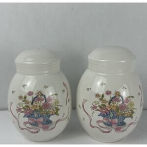 Salt And Pepper Shakers Country Decor Farmhouse Ceramic